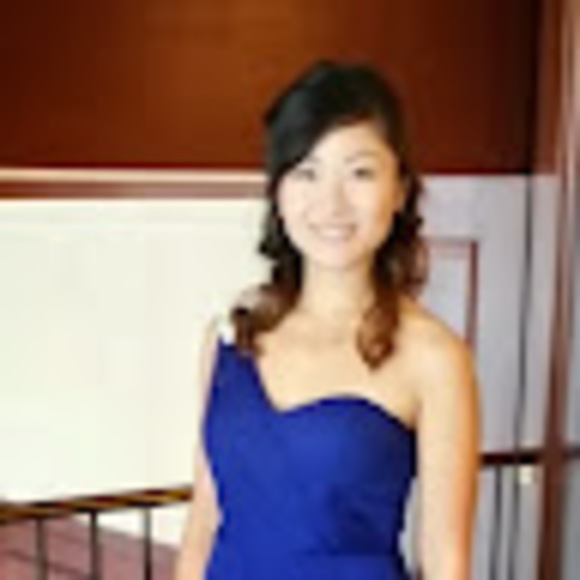 Meet your Posher, Evelyn - Picture 1 of 1